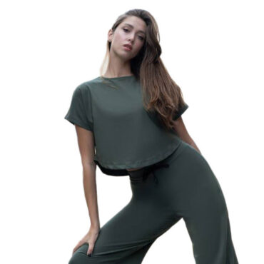 ΓΥΝΑΙΚΕΙΟ ΑΘΛΗΤΙΚΟ ΚΟΝΤΟΜΑΝΙΚΟ CROP TOP ΤΥΠΟΥ YOGA ΧΑΚΙ L2381