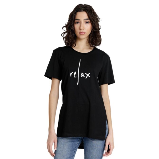 ΒΑΜΒΑΚΕΡΟ ΓΥΝΑΙΚΕΙΟ ΜΑΚΡΥ T-SHIRT ΜΕ ΣΤΡΟΓΓΥΛΗ ΛΑΙΜΟΚΟΨΗ PACO RELAX ΜΑΥΡΟ 2532011